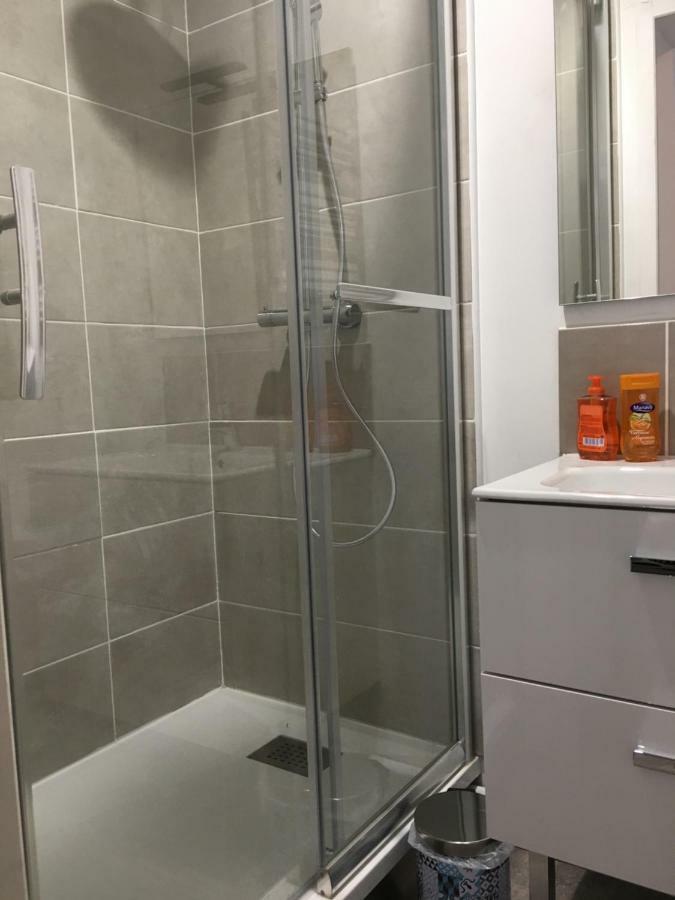 Appartement Neo - Sleep In Βαλενσιέν Εξωτερικό φωτογραφία